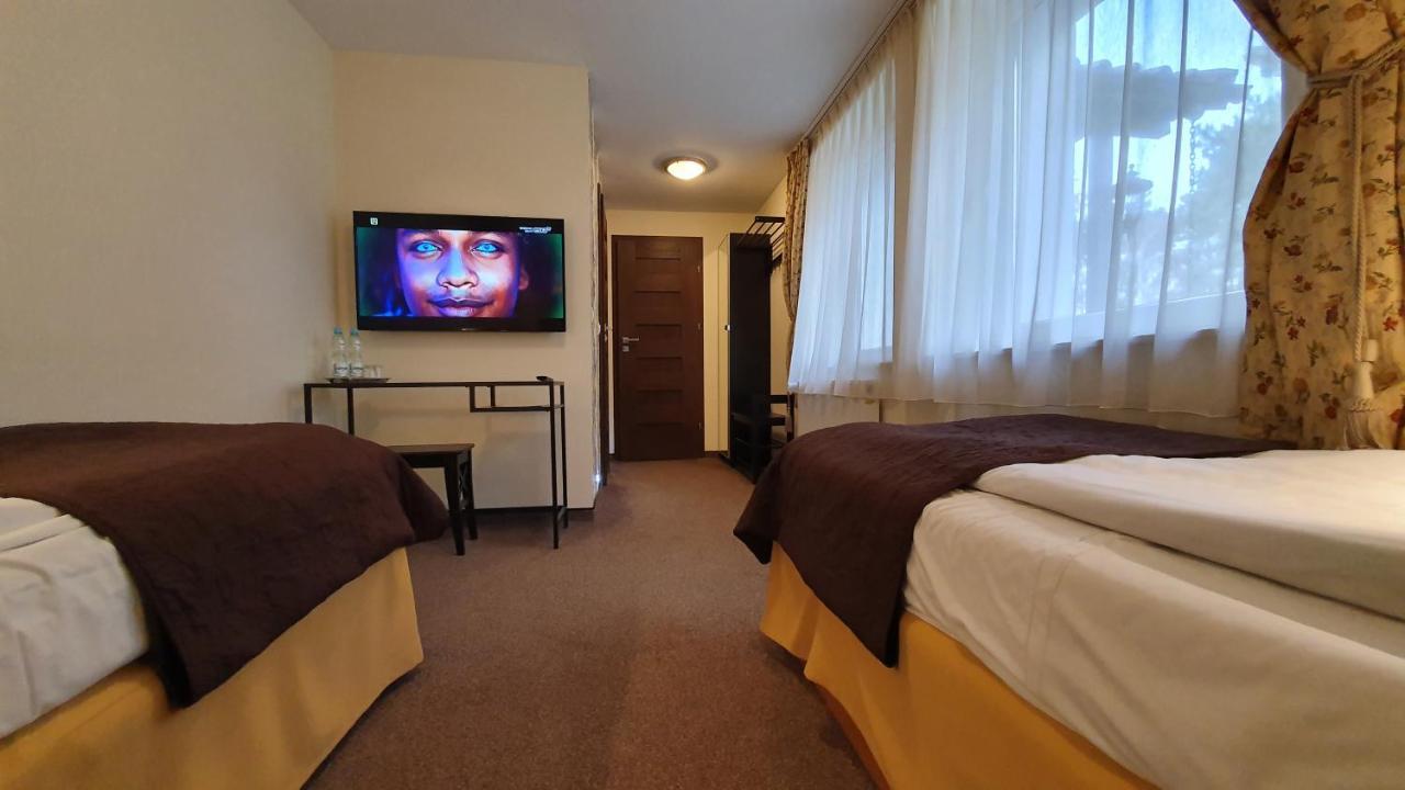 Zajazd Gniewko Mala Karczma Buitenkant foto