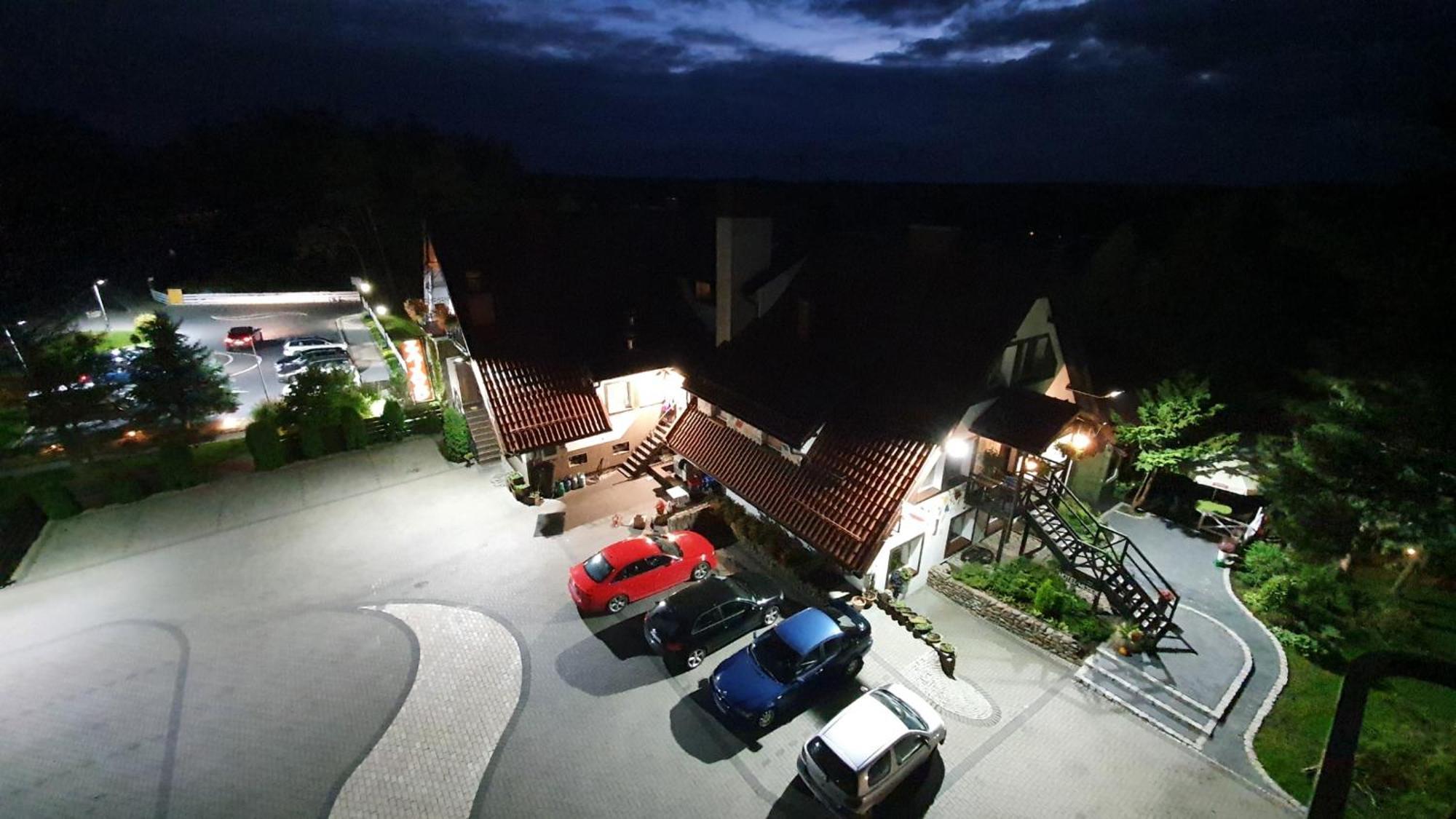 Zajazd Gniewko Mala Karczma Buitenkant foto
